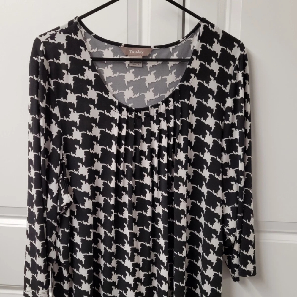 Tan Jay Blouse Top Women's Size: XL CUTEST